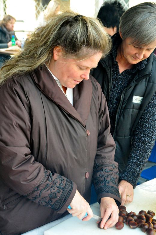 Arcegno Castagnata 2010 007