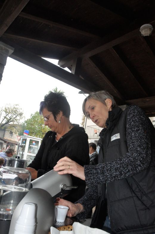 Arcegno Castagnata 2010 019