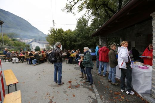 Arcegno Castagne 2013 010