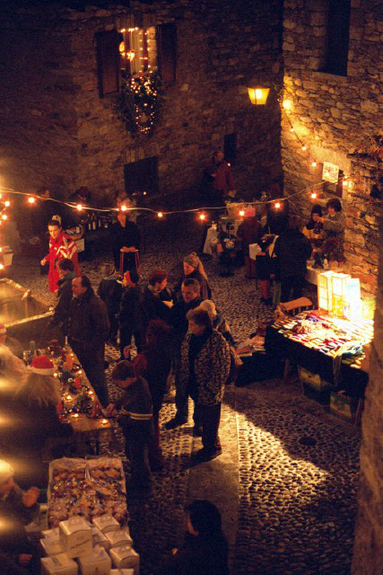 Arcegno Mercatino 2001 025